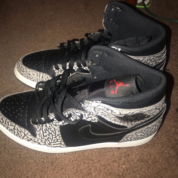 Shoes - Picture 3 of 5